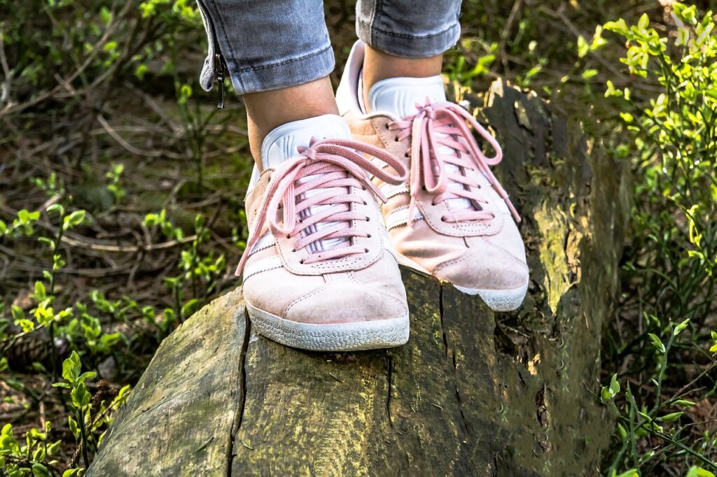 shoes, girls shoes, sneakers, rubber shoes, footwear, fashion, female shoes, sports shoes, sporty, pink, balance, tree log, balancing, shoestrings, shoelaces, shoes, shoes, shoes, shoes, shoes, balance, balance